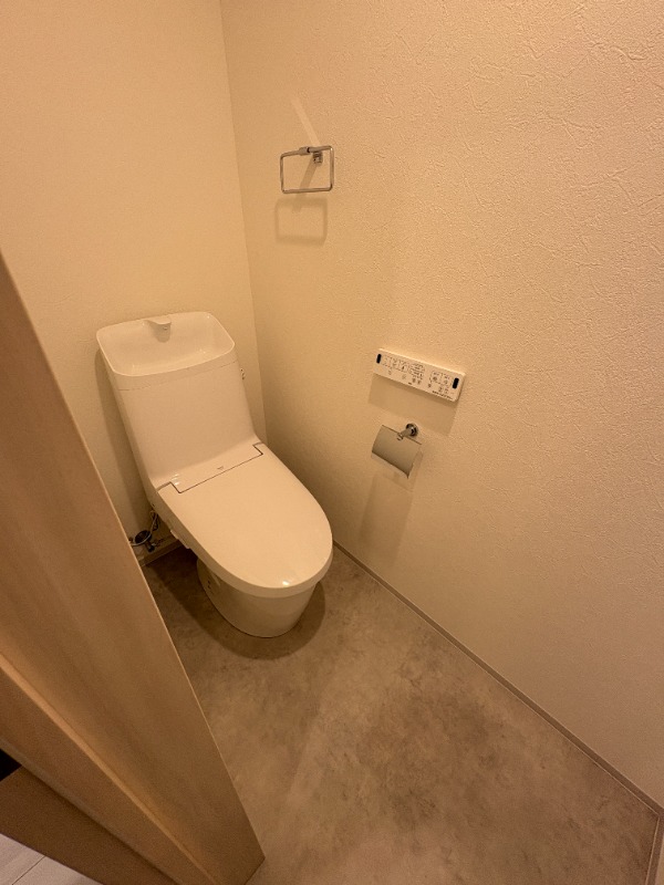 エトワールヴァリ　プレリュード2階 トイレ