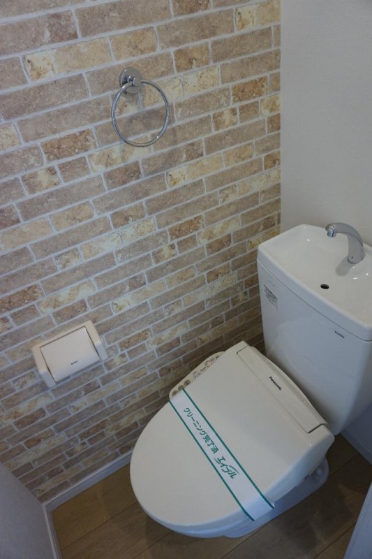 ラフィーナー幕張本郷(E-177)1階 トイレ