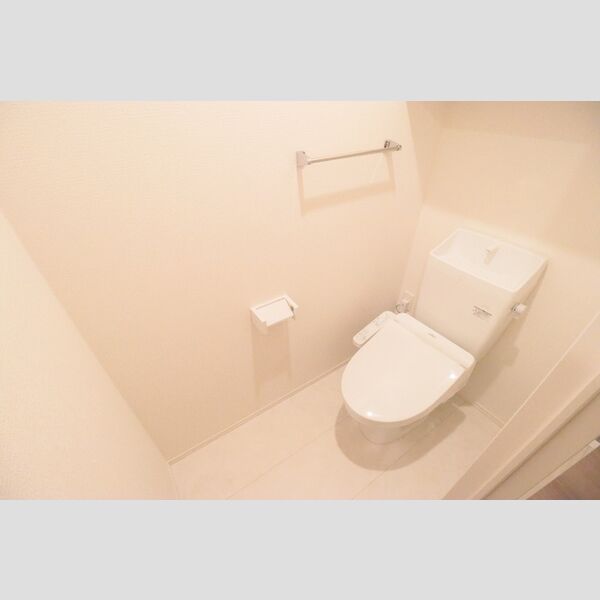 メイプルシャトー302号室 温水洗浄便座