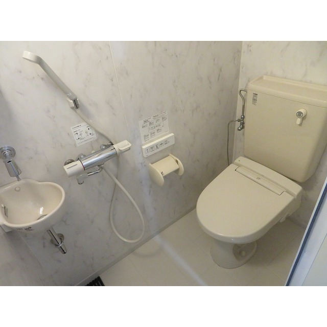 アムス・アミティエ川崎Ⅲ0405号室 ユニットシャワー