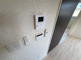 ベルコリーヌ八代201号室 カメラ付インターホン（イメージ）
