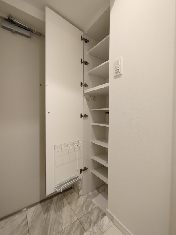 クレイシア巣鴨駅前 収納