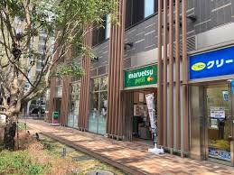 グランティアラ芝大門 【スーパー】マルエツ プチ 浜松町一丁目店まで960ｍ