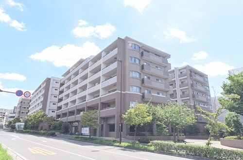 ライオンズ長津田マークスフォート 建物外観　※2021年3月撮影