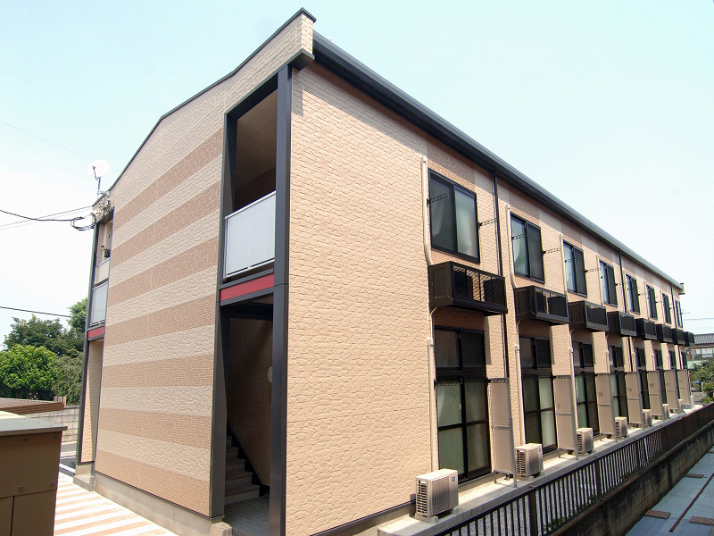 レオパレスニューハイツ　コスモの外観画像