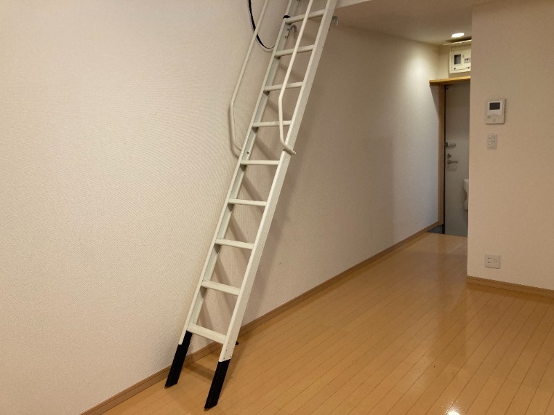 グラッチェ二俣川1階 内観