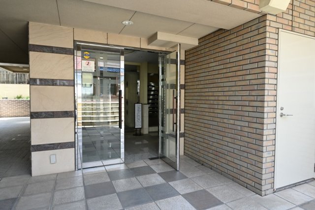 サンテミリオン千鳥町 エントランス