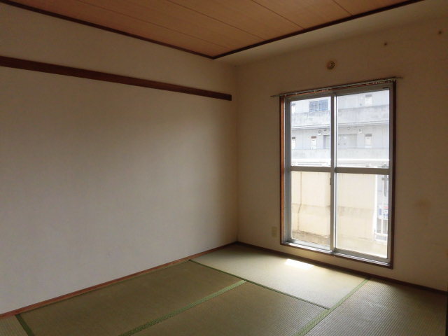 グランバニア0302号室 和室（6帖）