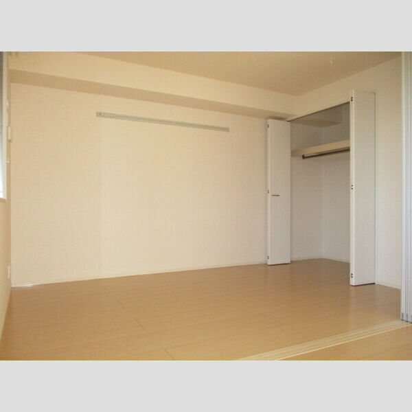 スイートショコラ302号室 洋室