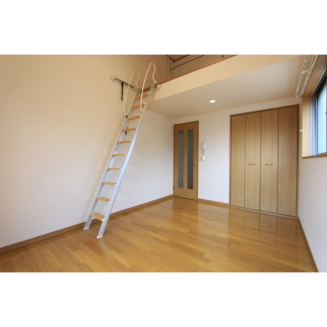 エム　カルチェ 内観