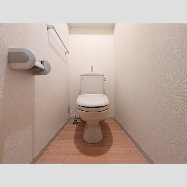 ノーベルパーク　15・16・17 トイレ