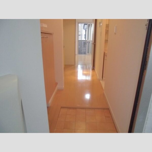 ソレイユ瑞江 玄関