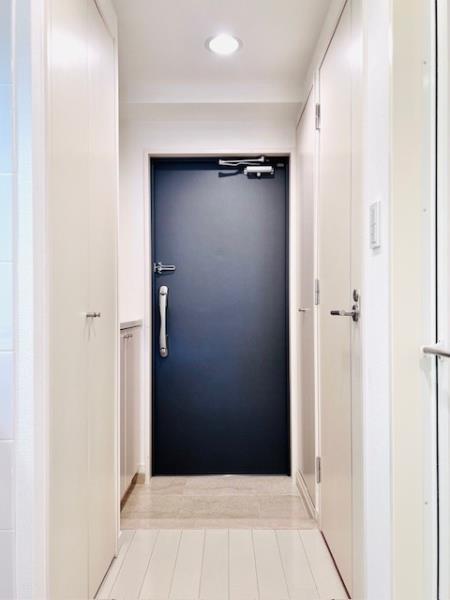 ＫＤＸレジデンス西新宿7階 玄関