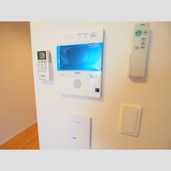 ロイジェントパークス千葉中央1105号室 TVインターホン