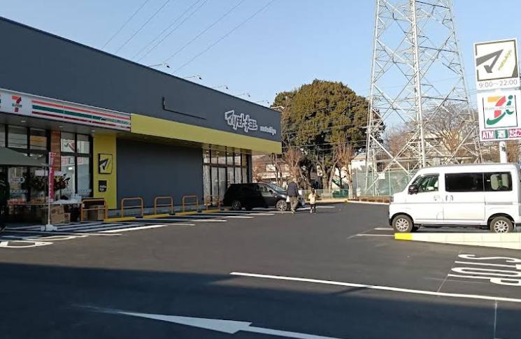 柏市東中新宿3丁目戸建 【コンビニエンスストア】セブンイレブン 柏光ケ丘店まで549ｍ