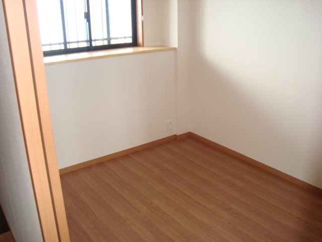 エトワール大和田301号室 洋室