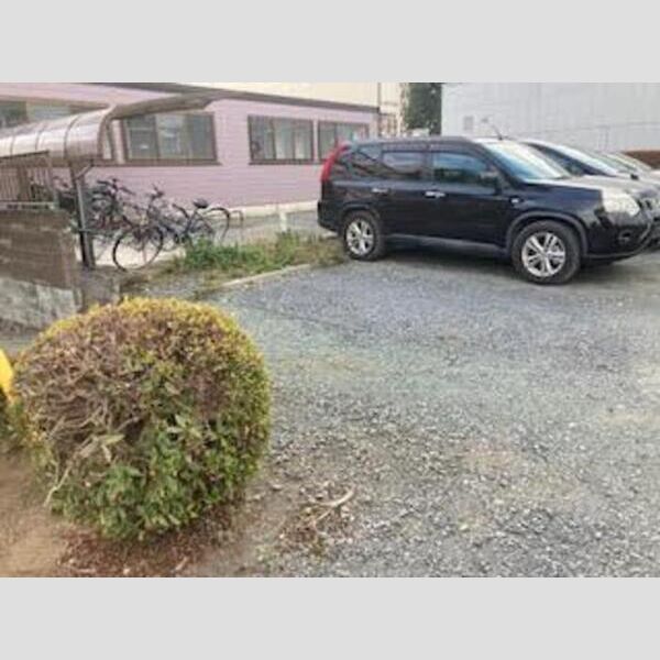 コーポサニーサイド 駐車場