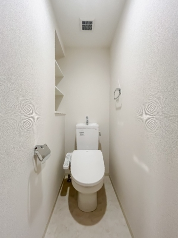 Ｌｉｂｅｒｔｅ沼袋2階 トイレ