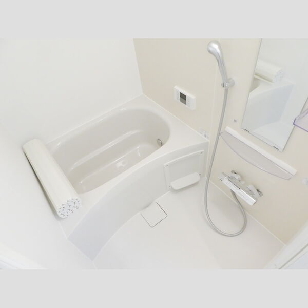 グランエスポワール203号室 浴室換気乾燥機バスルーム