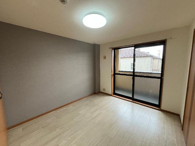 ガーデンヒルズNAKAYAMA壱番館 洋室