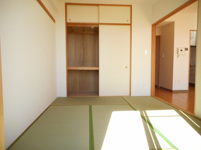 グラウンハイツ0305号室 居室2