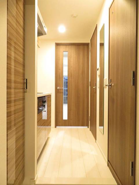 ガーラ・リバースクエア横濱南4階 玄関