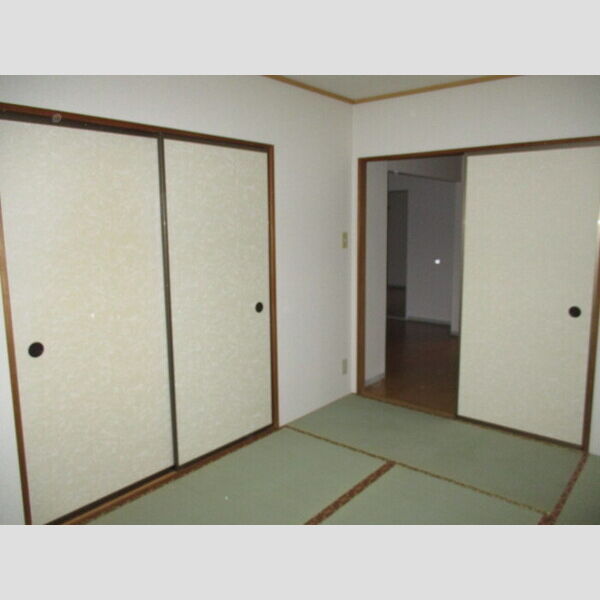 サニーハイツ203号室 和室