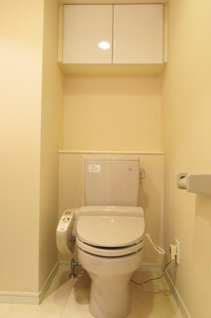 ガーラ渋谷常磐松 シャワー付きトイレ