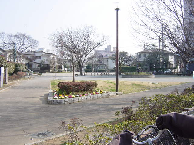 コンフォースＫ 公園まで80ｍ