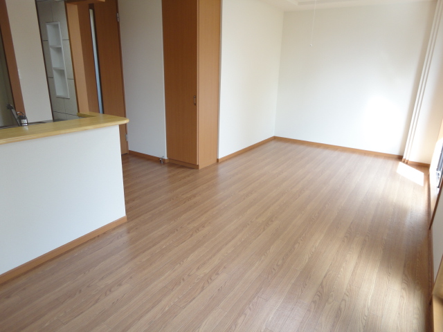 マーガレットガーデンⅢ306号室 リビング