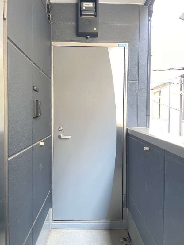 ラフィナート亀戸3階 玄関