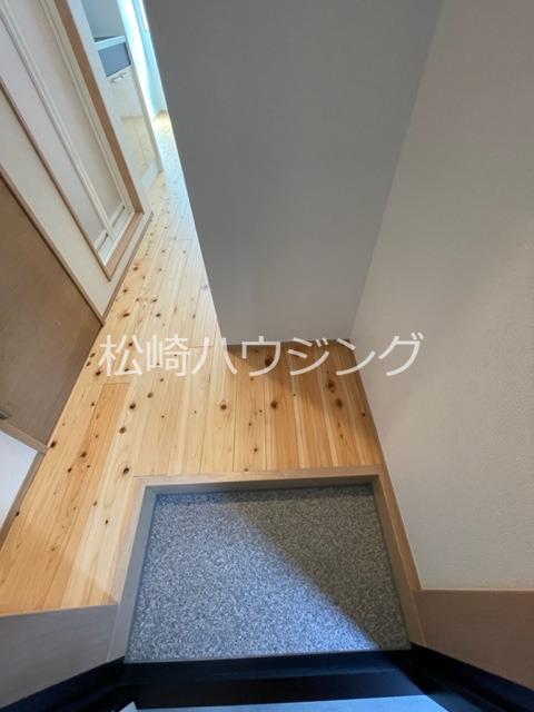 フルール新宿・淀橋1階 玄関