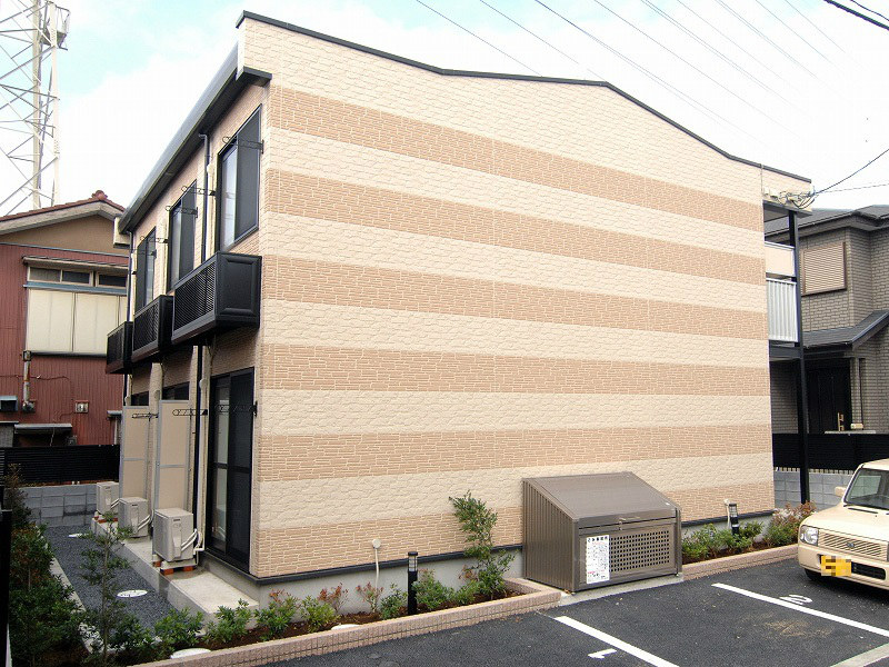 レオパレス幕張本郷の外観画像