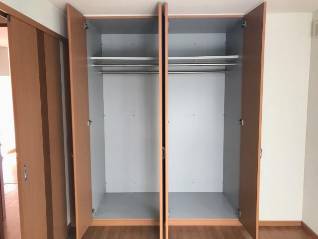 Ｊ．Ｓガーデン105号室 洋室クローゼット