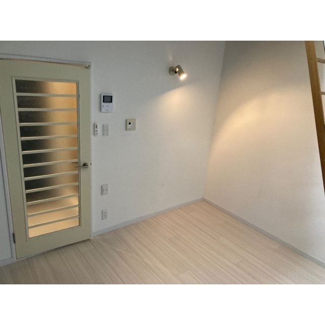 三春台エクセル203号室 リビング