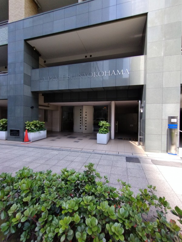 LA.PRYLE新横浜10階 エントランス