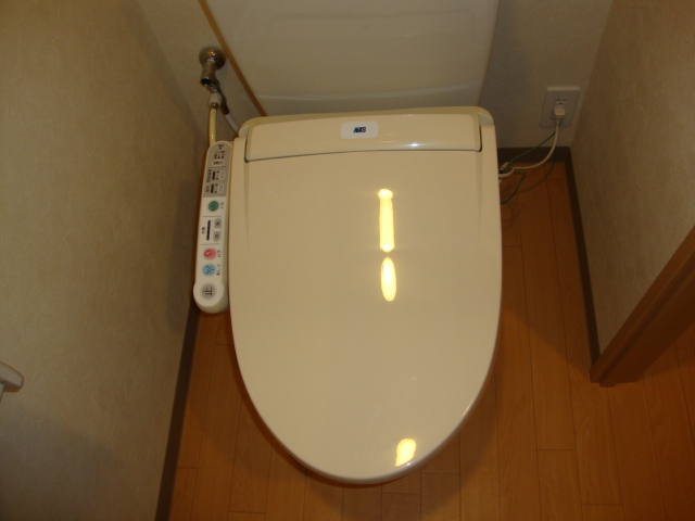 サンヒルズ305号室 トイレ