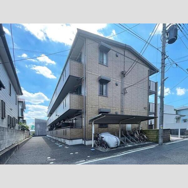 ヴィーブル浦和203号室 建物外観