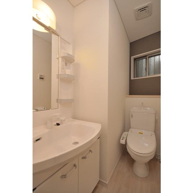 グランエッグス・ノア1階 トイレ