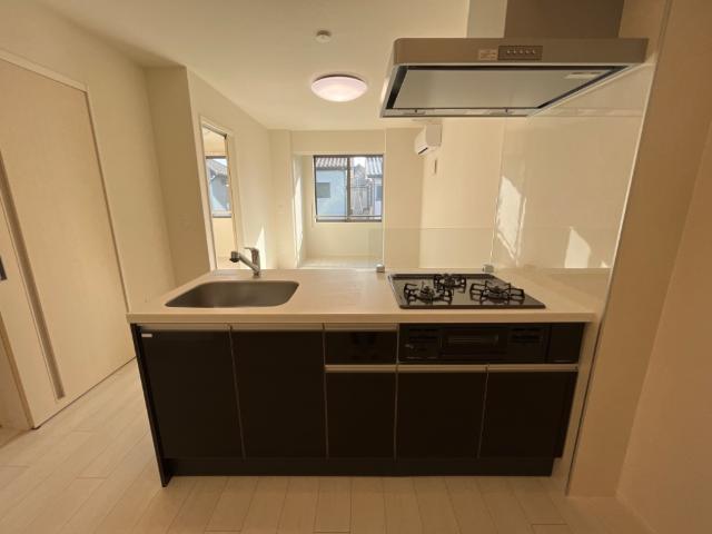 レヴメゾン神山弐番館 キッチン