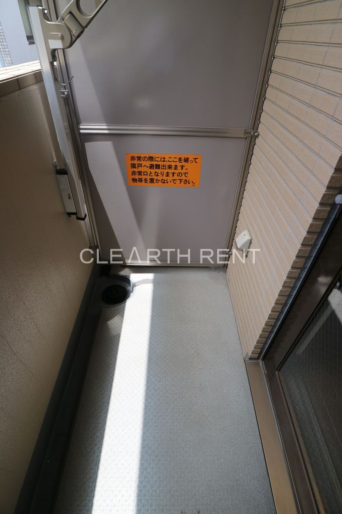 グラーサ西麻布2階 ☆インターネット使用料無料/入居後も安心・直接の管理会社☆