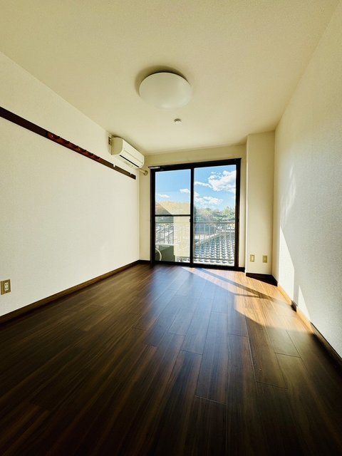 クーノス片倉0205号室 同建物別部屋の参考画像