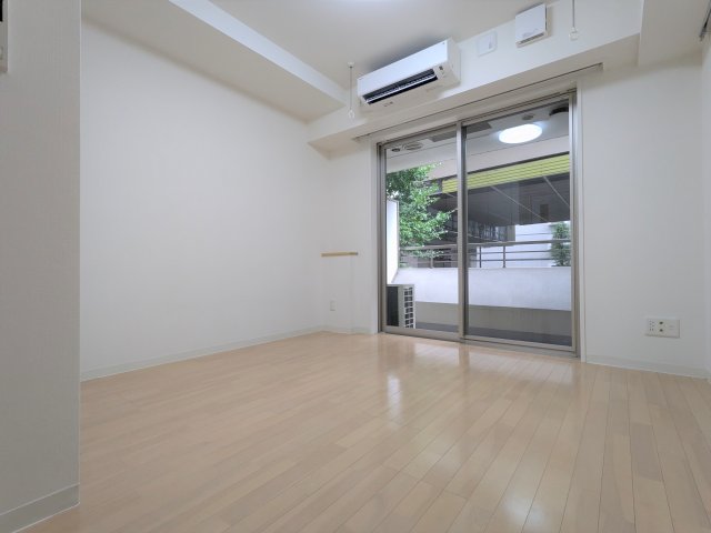 ガーデン板橋氷川町 リビング