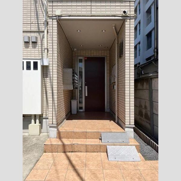 SAMIA川口元郷 エントランス