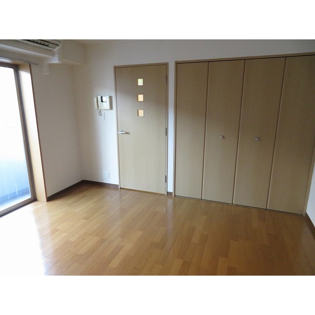 ルビナス・ウエストパレス0203号室 居室