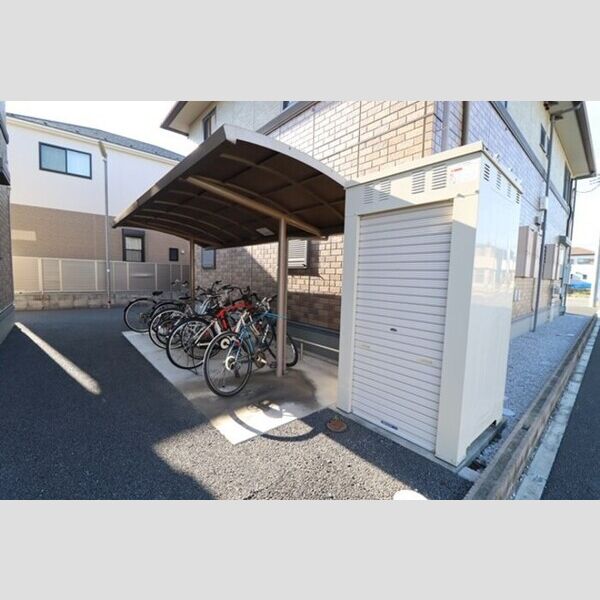 アットイーズ　Ⅴ 駐輪場