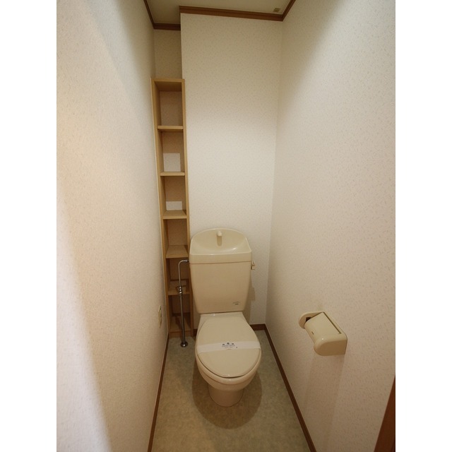 アンプルール 彩華 内観