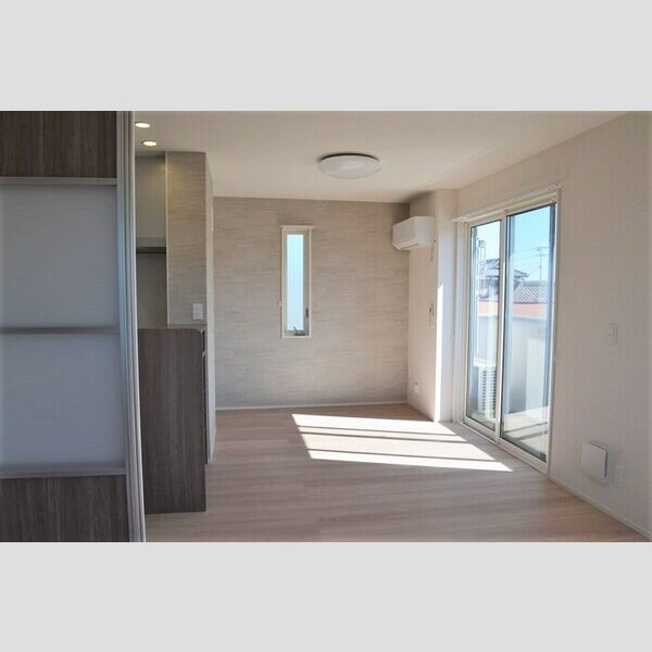 カネトヒル201号室 洋室①