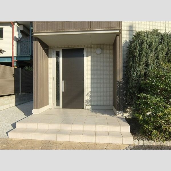 アルスノーヴァⅡ エントランス