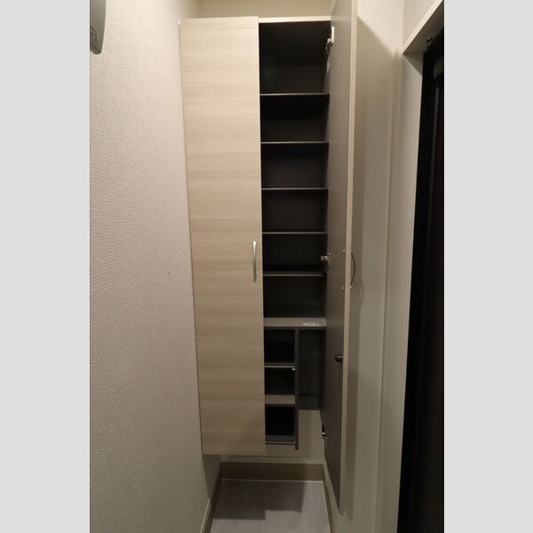 Asset-Court花小金井南町101号室 シューズボックス